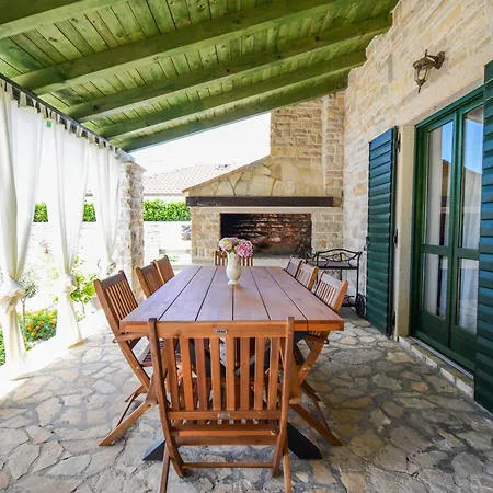 Holiday home Fresco *